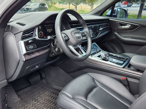 Used 2023 Audi Q7 3.0T Prestige AWD/4WD image 7