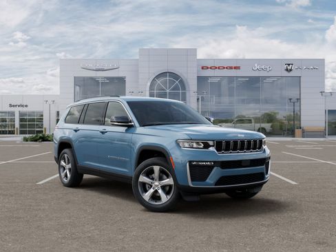 New 2026 Jeep Grand Cherokee L Limited AWD/4WD image 5