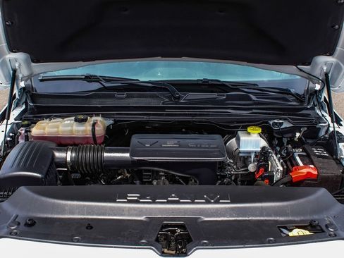 Used 2023 RAM 1500 Big Horn AWD/4WD image 40