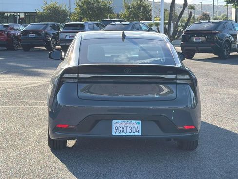 Certified 2023 Toyota Prius Prime FWD image 4