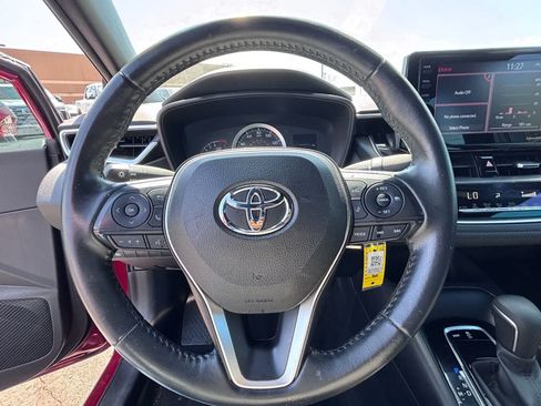 Used 2022 Toyota Corolla SE w/ Carpet Mat Package (TMS) FWD image 14