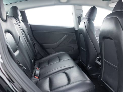 Used 2021 Tesla Model 3 Long Range image 29