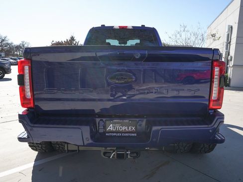 Used 2026 Ford F450 Lariat w/ FX4 Off-Road Package image 3