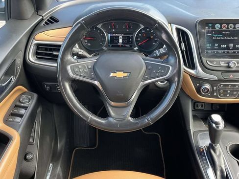 Used 2018 Chevrolet Equinox Premier FWD image 17