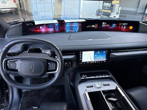 Used 2025 Lincoln Navigator Reserve w/ Jet Appearance Package AWD/4WD image 21
