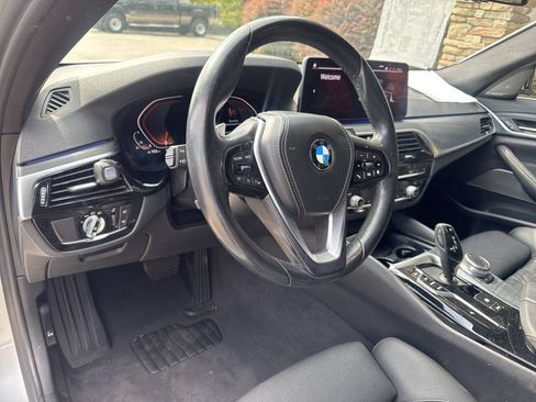 Used 2021 BMW 530i RWD image 20