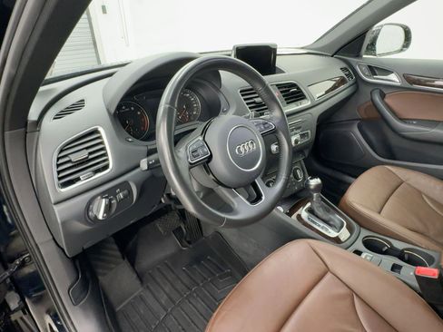 Used 2016 Audi Q3 2.0T Premium Plus w/ Technology Package image 4