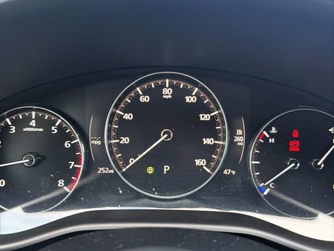 New 2025 MAZDA CX-30 AWD 2.5 S w/ Select Sport Pkg image 32