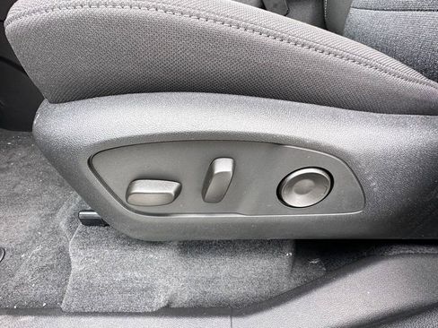 New 2026 GMC Acadia Elevation AWD/4WD image 16