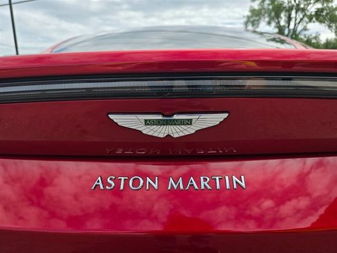 Used 2020 Aston Martin V8 Vantage Coupe RWD image 33