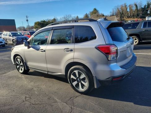 Used 2018 Subaru Forester 2.5i Limited image 5