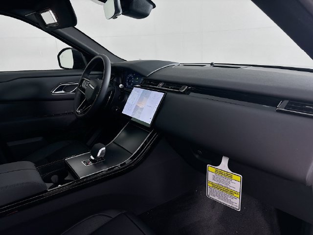 Used 2026 Land Rover Range Rover Velar S AWD/4WD image 29