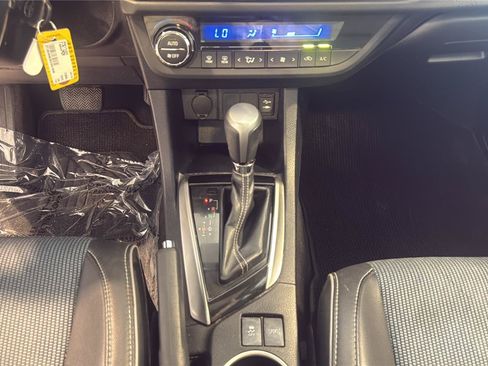Used 2014 Toyota Corolla S FWD image 26