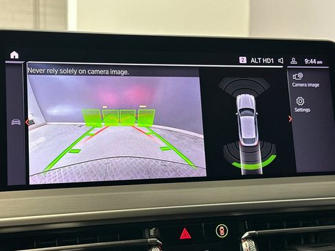 Used 2023 BMW X4 xDrive30i w/ M Sport Package image 24