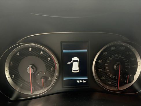 Used 2019 Hyundai Veloster Turbo image 13