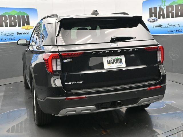New 2025 Ford Explorer Active w/ Active Comfort Package RWD image 4