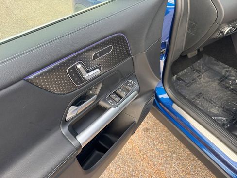 New 2025 Mercedes-Benz GLA 250 image 17