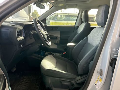 Used 2025 Ford Maverick XLT w/ Equipment Group 302A AWD/4WD image 9