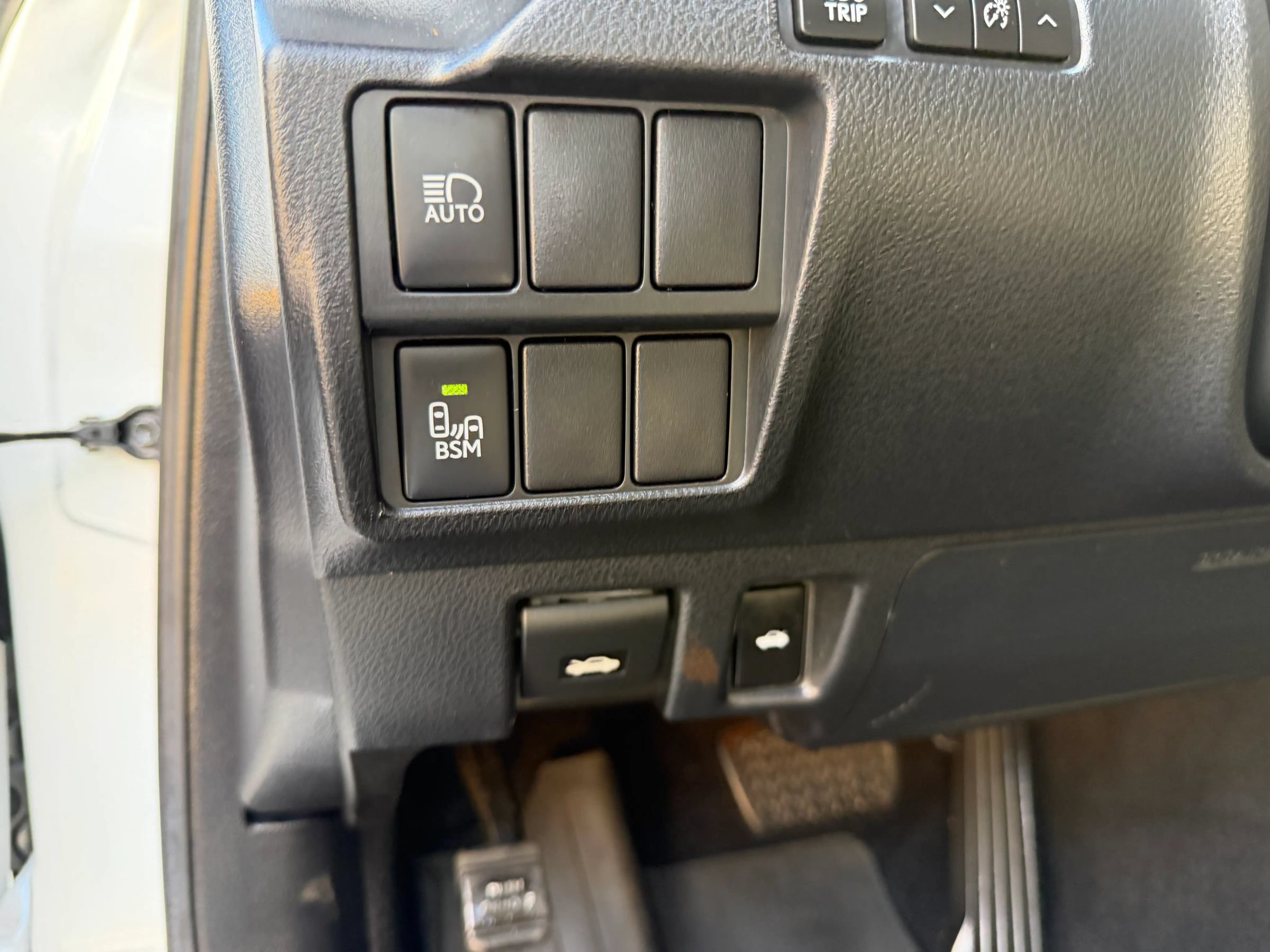 Used 2018 Lexus IS 300 AWD w/ Comfort Package image 23