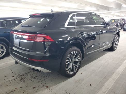 Used 2024 Audi Q8 Premium Plus w/ Premium Plus Package AWD/4WD image 4