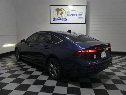 Used 2024 Honda Accord EX image 11