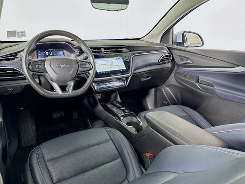 Used 2023 Chevrolet Bolt EUV Premier w/ Sun & Sound Package FWD image 26