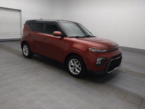 Used 2021 Kia Soul S FWD image 11