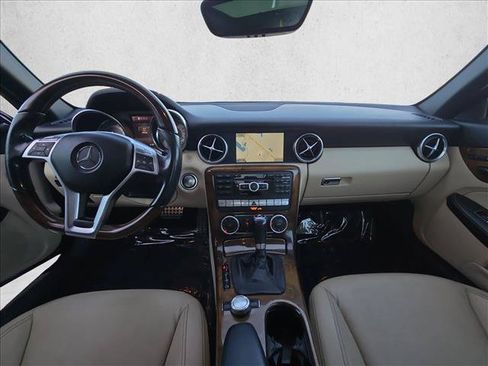 Used 2014 Mercedes-Benz SLK 250 image 18