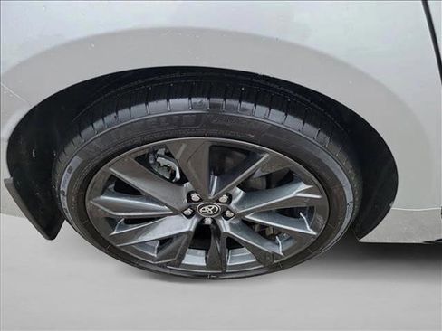 Used 2024 Toyota Corolla SE image 11