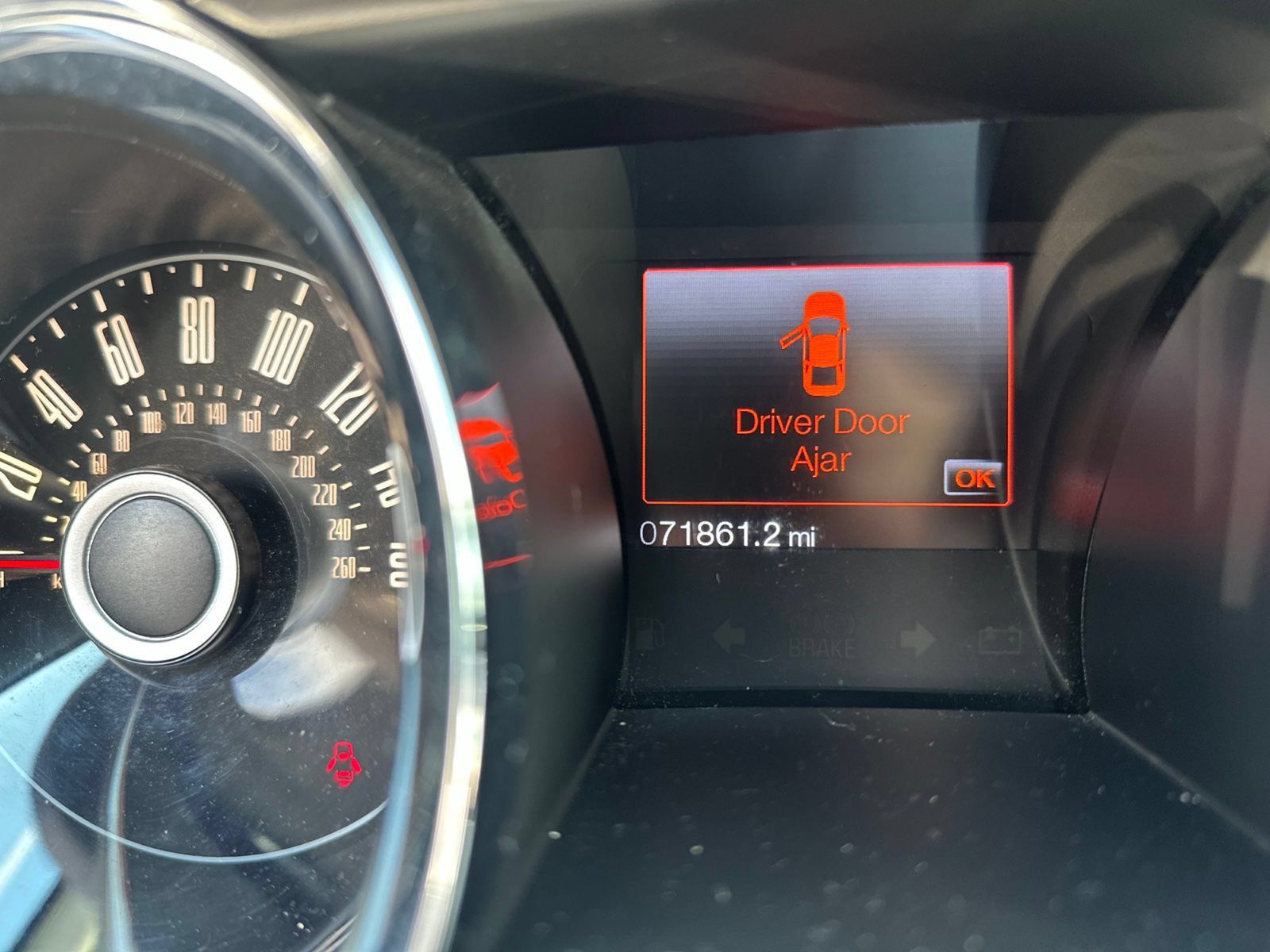 Used 2014 Ford Mustang GT Premium w/ Electronics Package RWD image 8