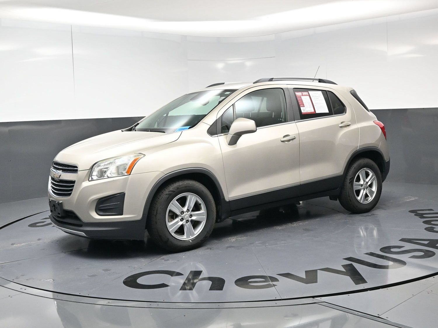 Used 2016 Chevrolet Trax LT w/ LT Convenience Package FWD image 11