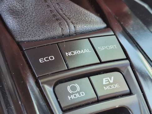 Used 2025 Toyota Camry LE FWD image 21