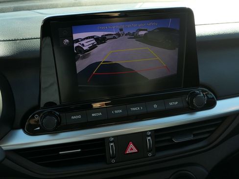 Used 2023 Kia Forte LXS image 20