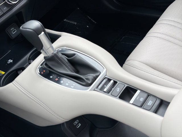 Used 2025 Honda HR-V EX-L image 30