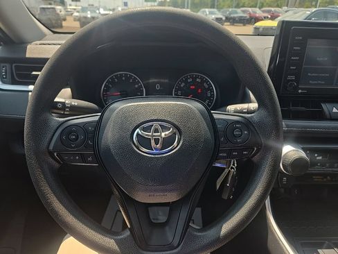 Used 2020 Toyota RAV4 LE w/ All Weather Liner Package AWD/4WD image 13