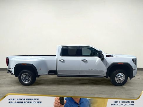 New 2026 GMC Sierra 3500 Denali w/ Denali Reserve Package AWD/4WD image 18