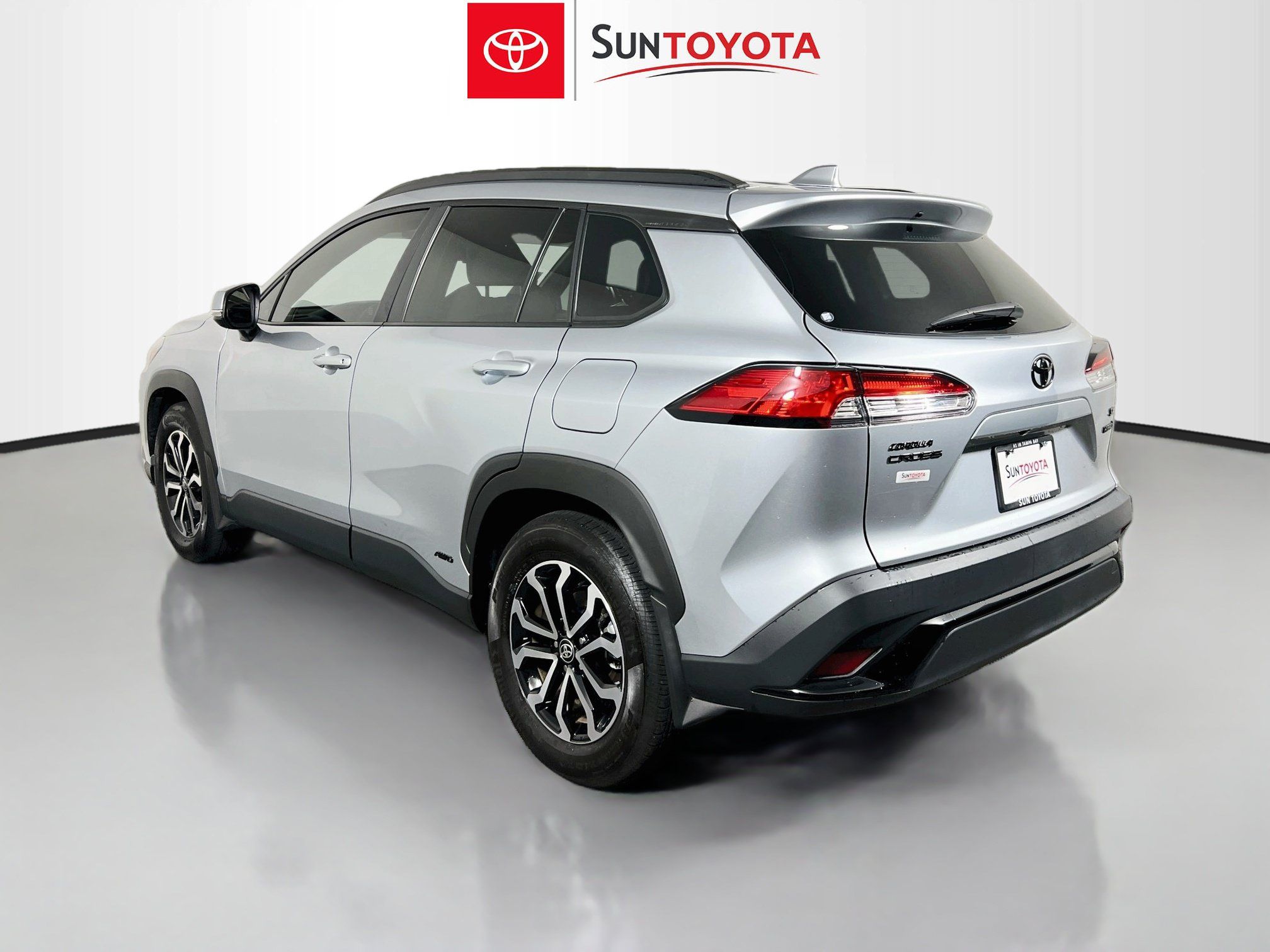 Used 2024 Toyota Corolla Cross AWD Hybrid image 6