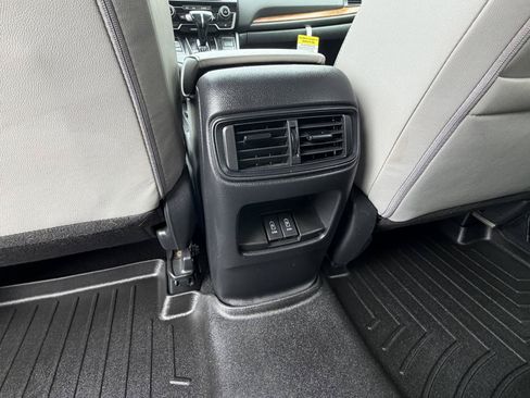 Used 2018 Honda CR-V EX-L image 9