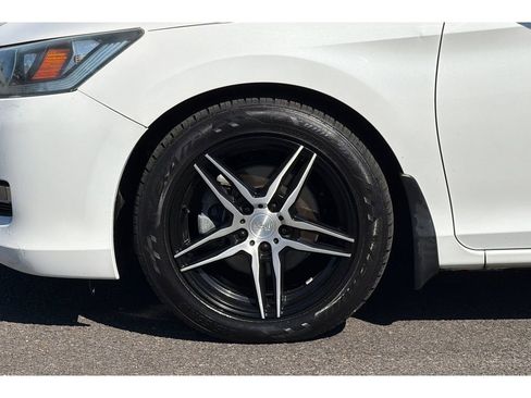 Used 2013 Honda Accord EX image 27