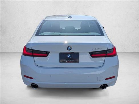 Used 2026 BMW 330i Sedan w/ Premium Package RWD image 6