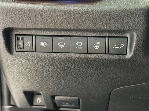 Certified 2021 Toyota RAV4 Limited AWD/4WD image 10