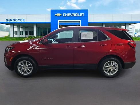 Used 2024 Chevrolet Equinox LT w/ LPO, Floor Liner Package AWD/4WD image 7