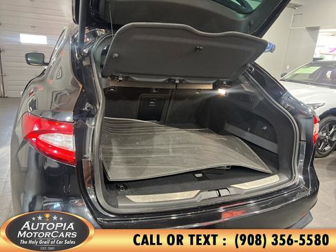 Used 2019 Maserati Levante GranSport image 19