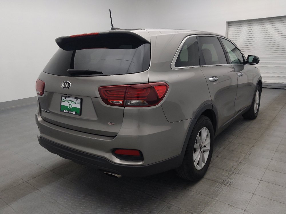 Used 2019 Kia Sorento FWD image 9