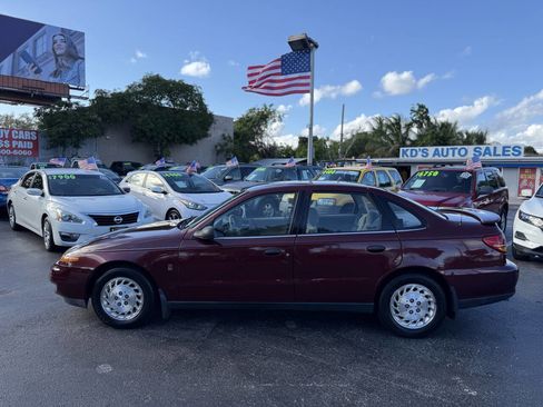 Used 2002 Saturn L-Series L100 w/ Special Edition Pkg image 4