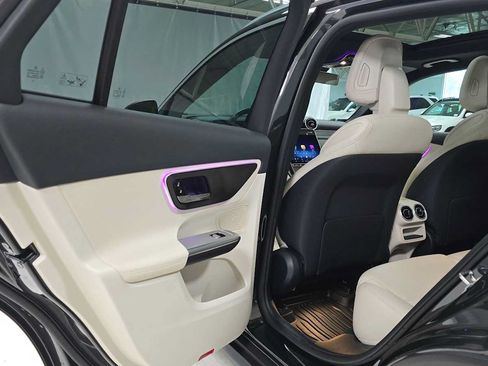 Certified 2026 Mercedes-Benz GLC 300 4MATIC image 15