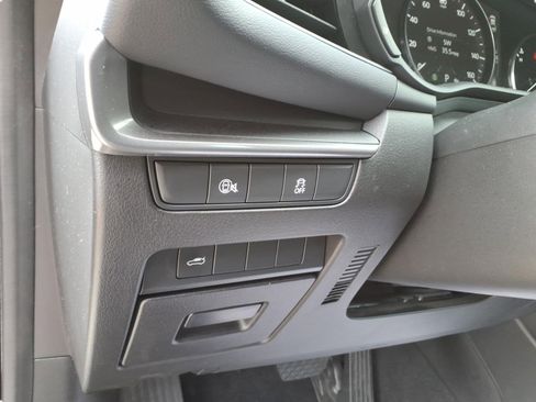 Used 2024 MAZDA MAZDA3 s FWD image 14