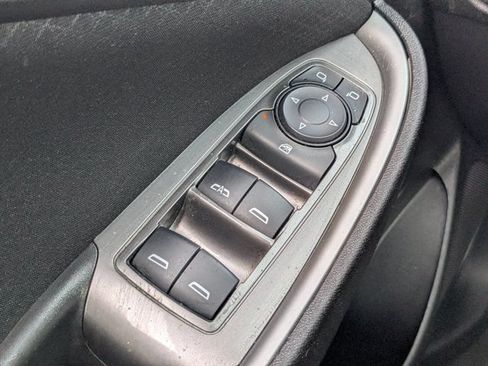 Used 2025 Chevrolet Malibu LT FWD image 25