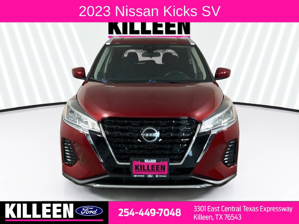 Used 2023 Nissan Kicks SV FWD image 2