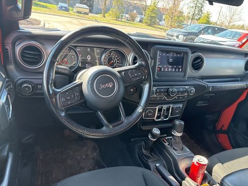 Used 2020 Jeep Wrangler Unlimited Sport image 10